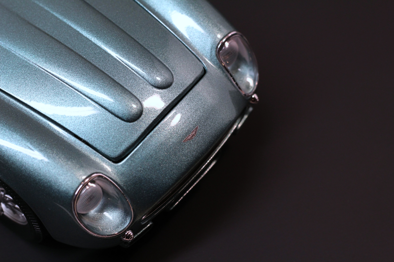 Illustration for article titled 1:18 scale Aston Martin DB4 Zagato by Whitebox